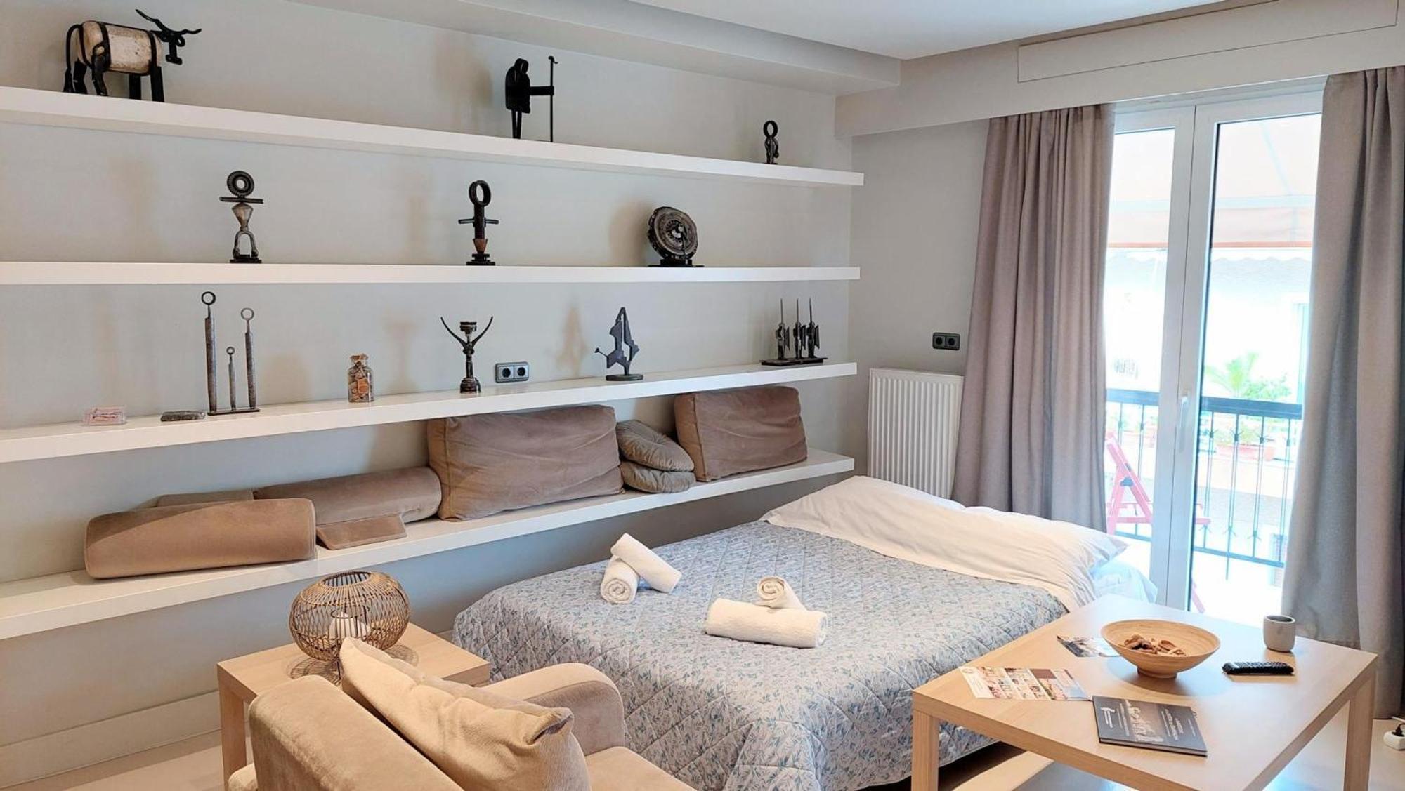 אתונה Luxurious Minimal Apartment In Acropolis מראה חיצוני תמונה
